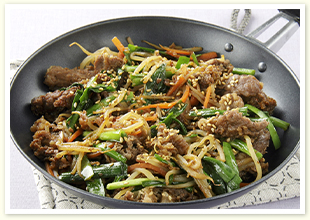 回鍋肉（ホイコーロー）